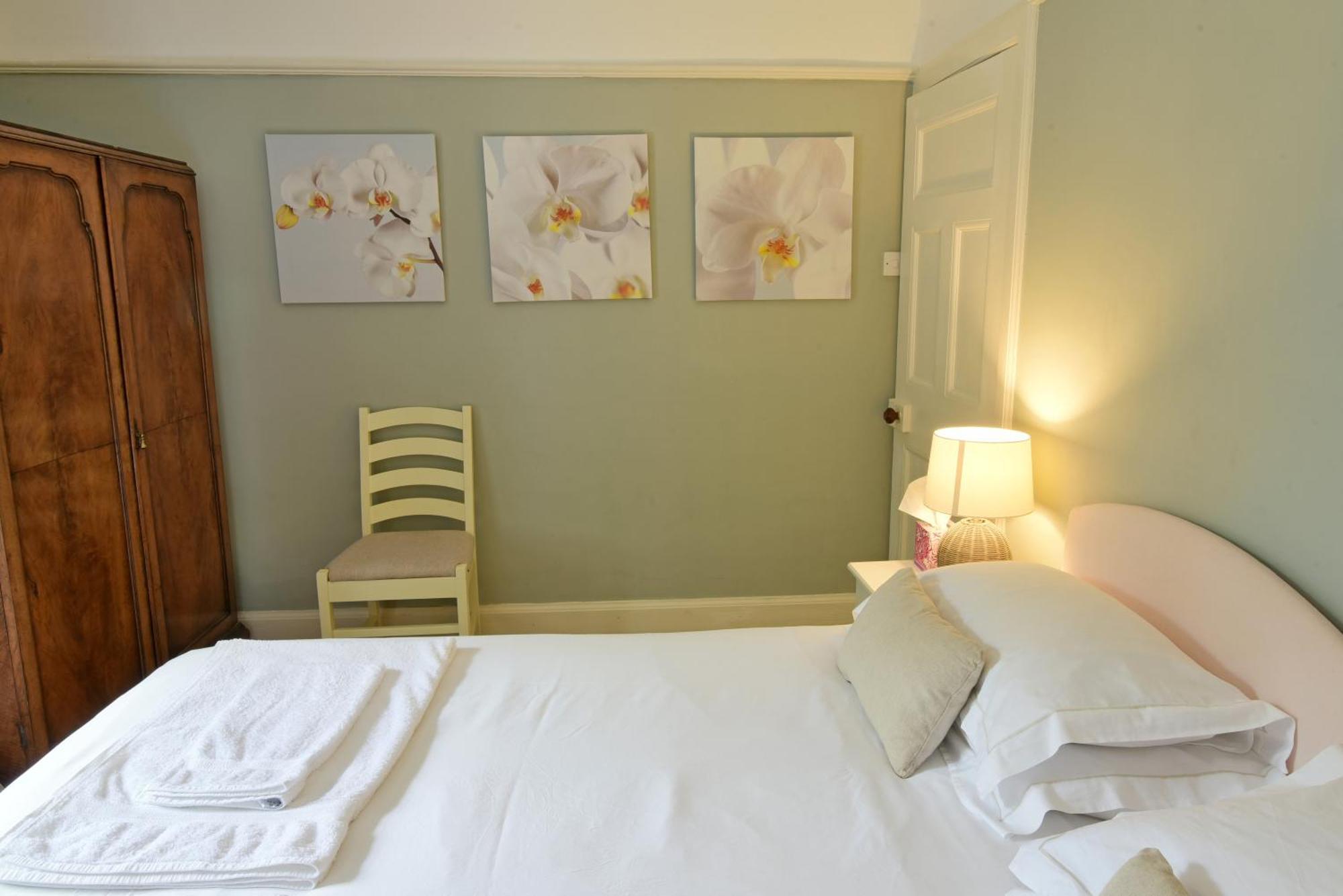 Gardeners Cottage Chesthill Екстериор снимка