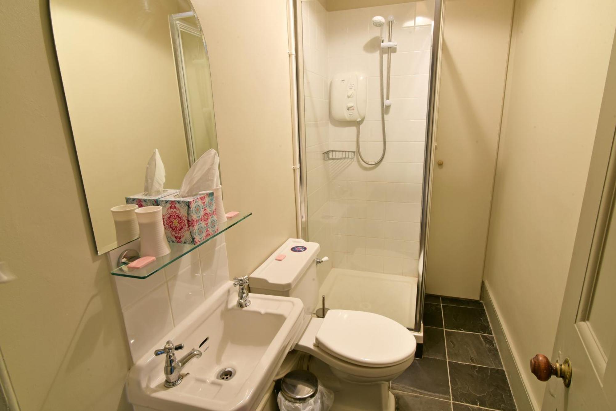 Gardeners Cottage Chesthill Екстериор снимка